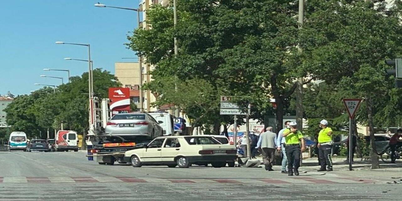 Konya'daki Kaza Trafiği Aksattı