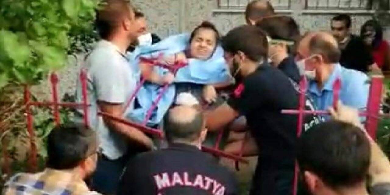 Malatya'da göğsüne demir korkuluk saplanan çocuğu itfaiye kurtardı