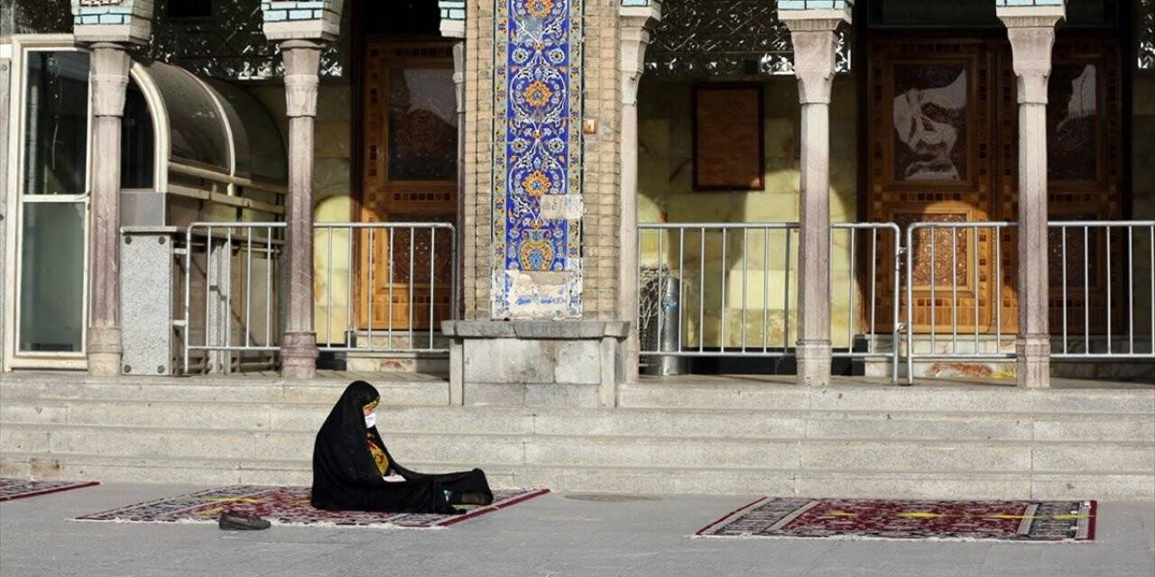 İran'da cami ve alışveriş merkezlerine yönelik kısıtlamalar kaldırıldı