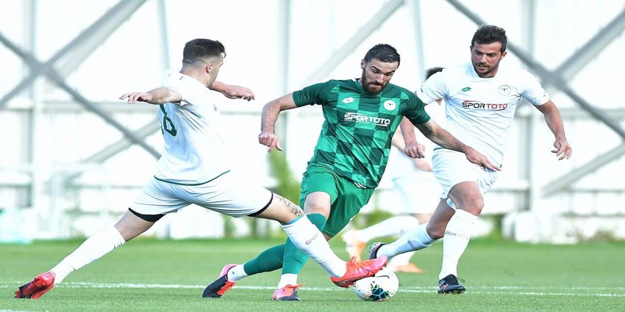 Konyaspor, hazırlıklarına akşam idmanıyla devam etti