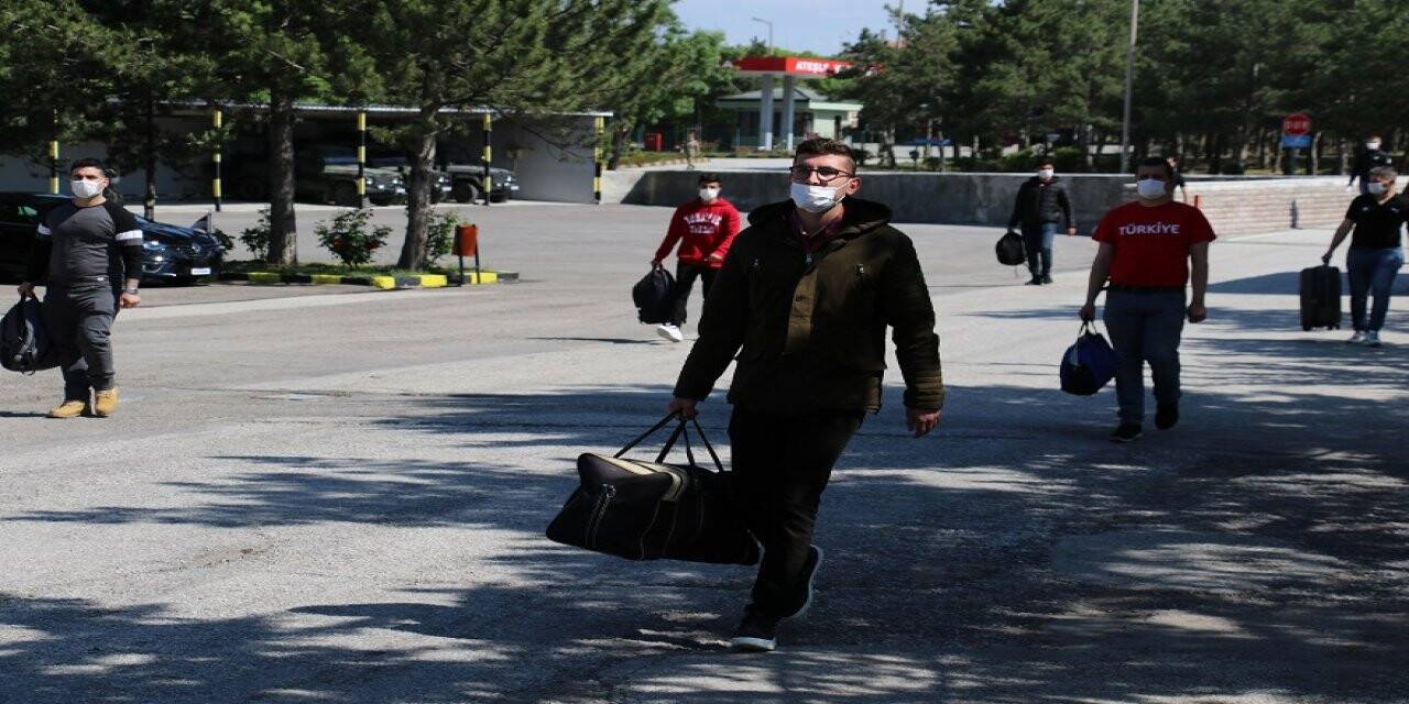 Kışlalarda terhis heyecanı