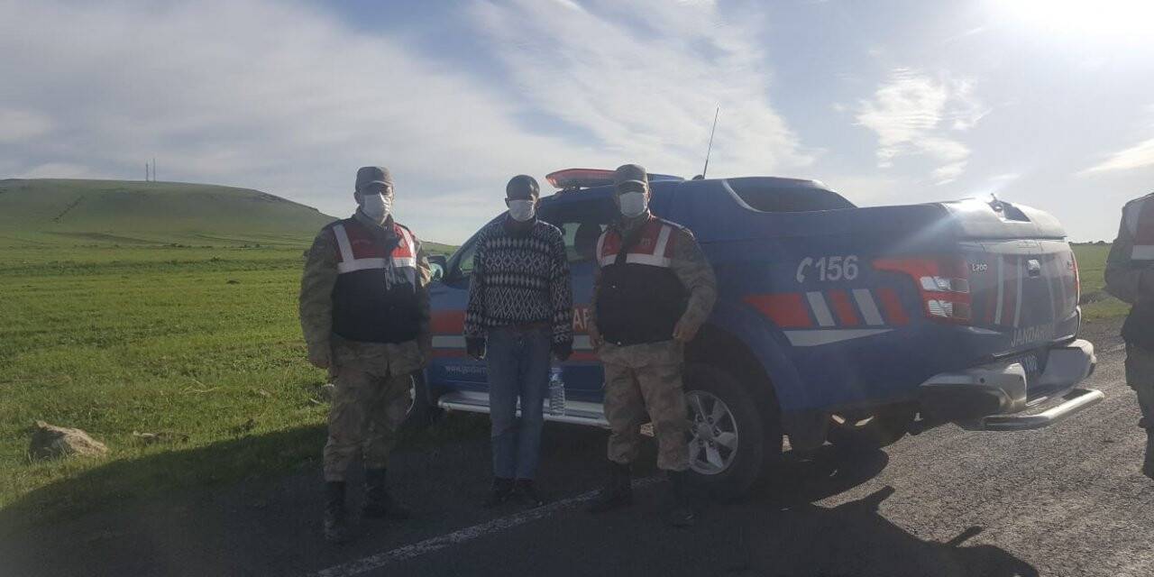 KARS'TA KAYBOLAN ENGELLİ GENÇ 300 KİŞİLİK ARAMA KURTARMA EKİBİNCE BULUNDU