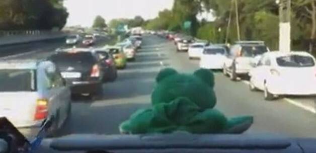 İnanılmaz olay! Ortadan ikiye ayrıldılar