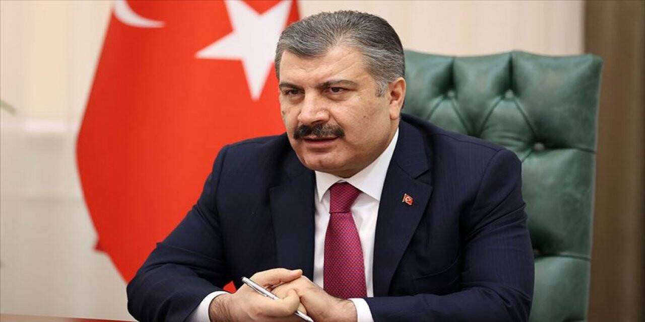 Sağlık Bakanı Koca salgın sürecinde 'en güvenilir bilgi kaynağı' çıktı