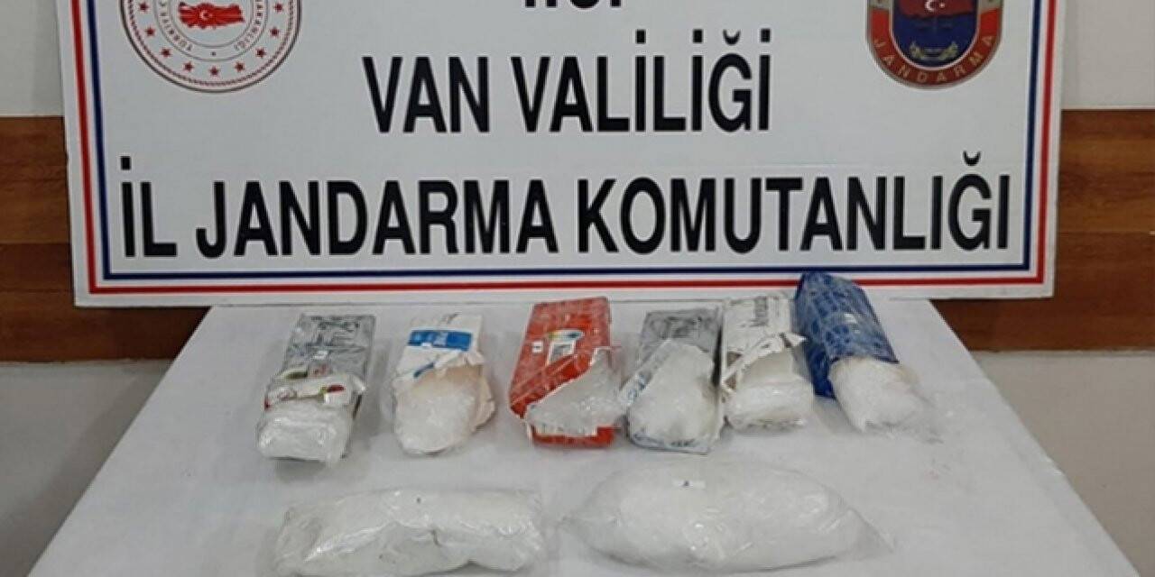 Van'da 1,5 kilogram sentetik uyuşturucu ele geçirildi
