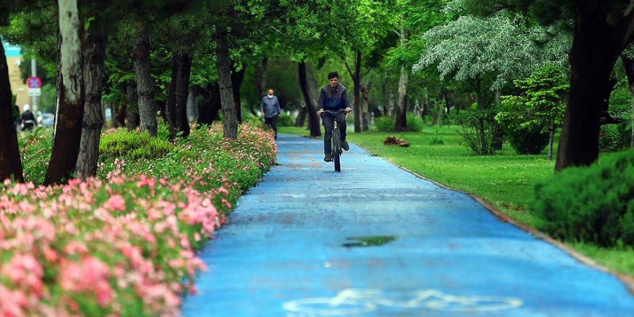 Dünyada bisiklet yolu en uzun ikinci şehir Konya