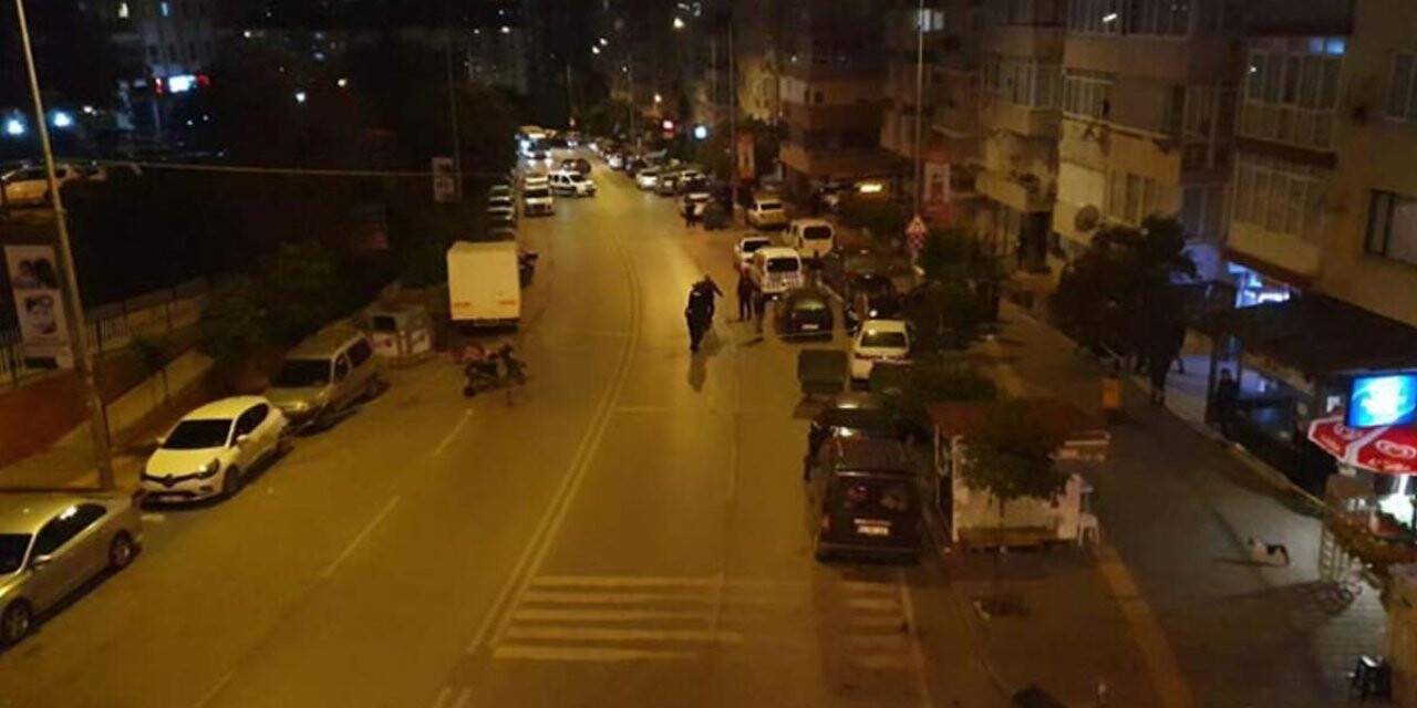 İzmir'de silahlı saldırı sonucu bir kişi ağır yaralandı