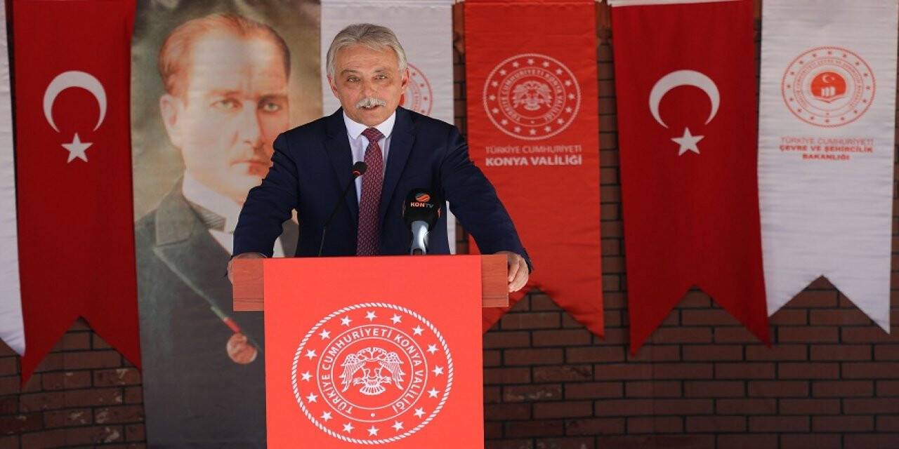 Konya'da dereceye giren öğrenciler ödüllendirildi