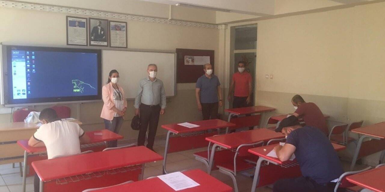 Korona sürecinde tedbirli sınav