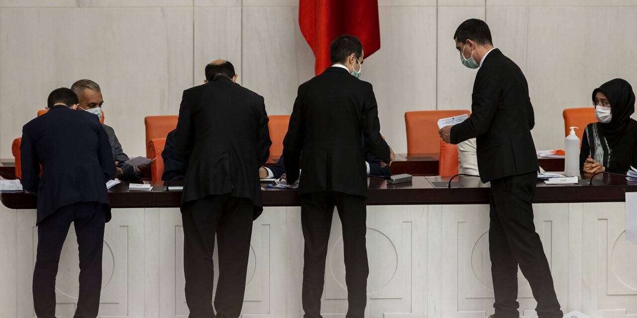 TBMM Genel Kurulunda Sayıştaya 5 yeni üye seçildi