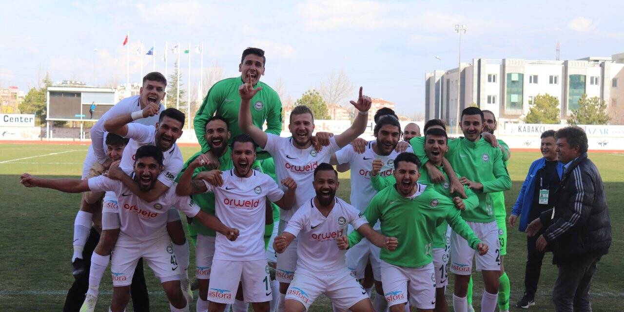 1922 Konyaspor 3-4 haftada noktayı koymak istiyor