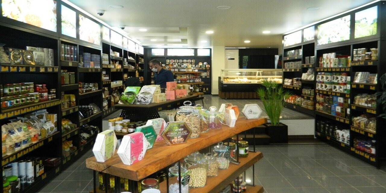 Gurme Alaturka yöresel tatlarıyla hizmette