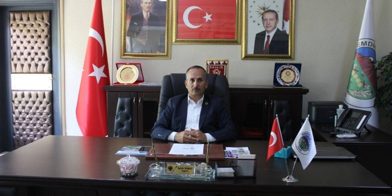 Koronayı atlatan Başkan görevine yeniden başladı