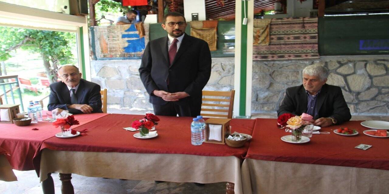 Cumhurbaşkanı Başdanışmanı Akış Beyşehir'de STK temsilcileri ve basınla buluştu