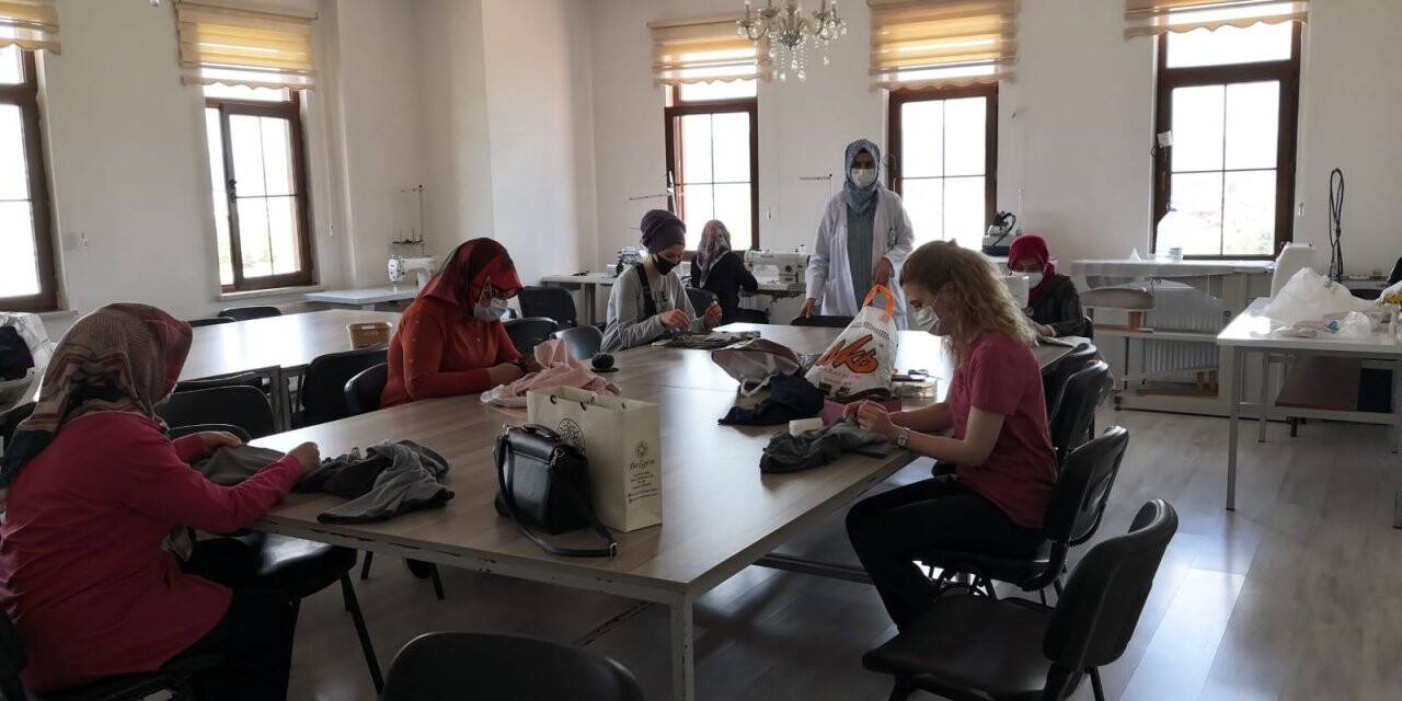 Seydişehir KOMEK kapılarını yeniden kursiyerlere açtı
