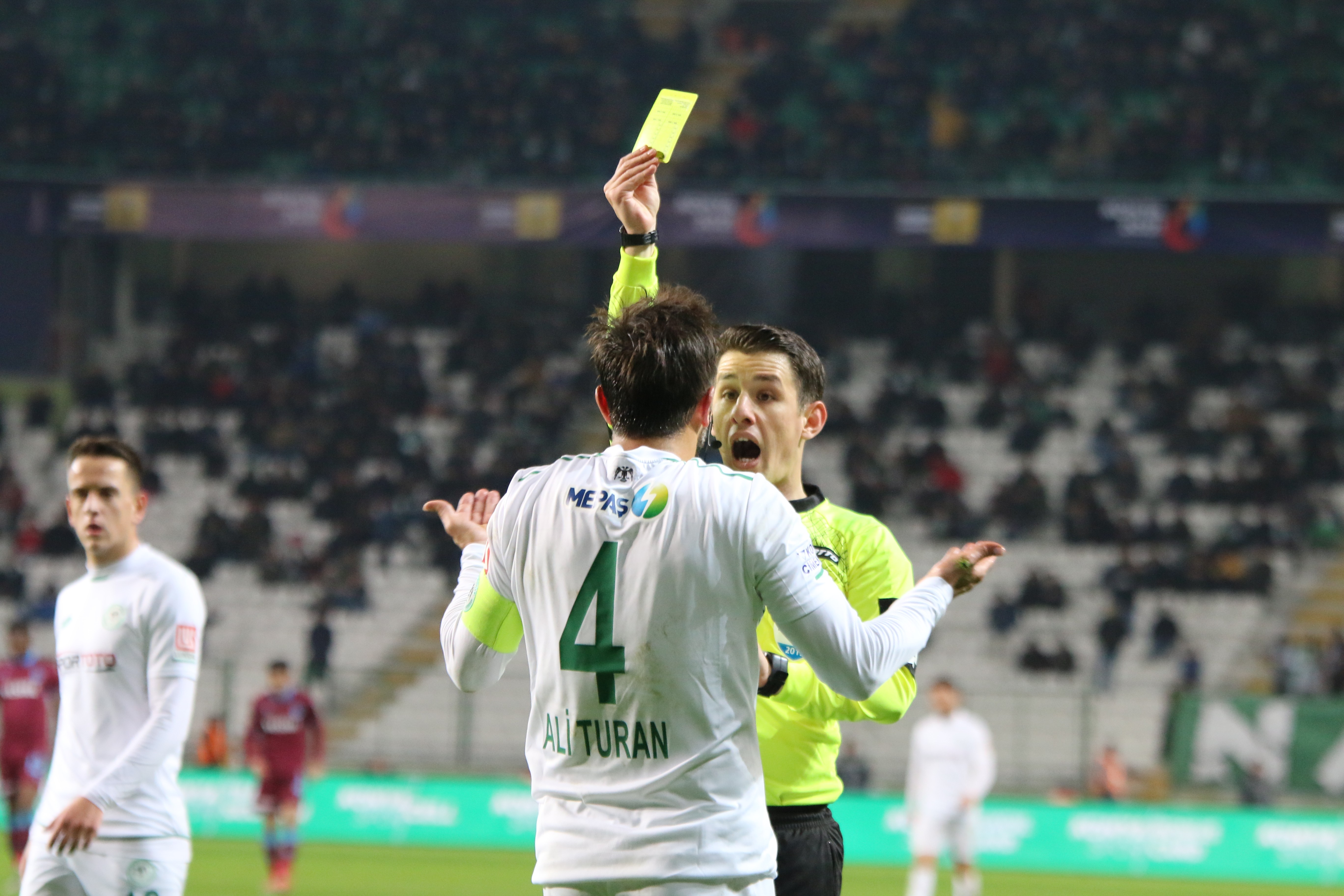 İH Konyaspor-M. Başakşehir maçının hakemi belli oldu