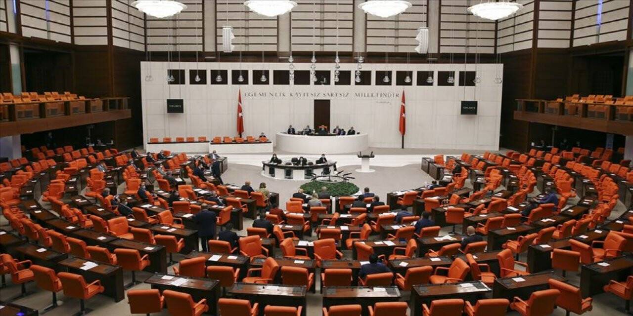 Ekonomiye ilişkin 'torba teklif' yasalaştı