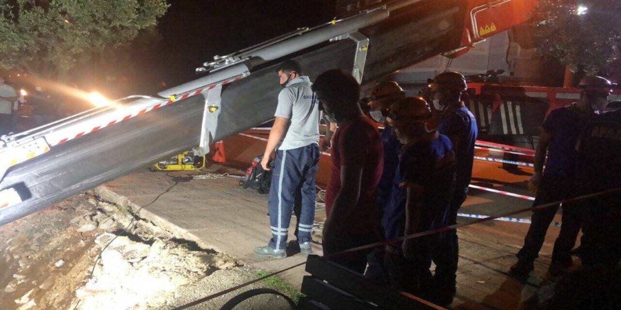 İstinat duvarının altında arama çalışmaları devam ediyor