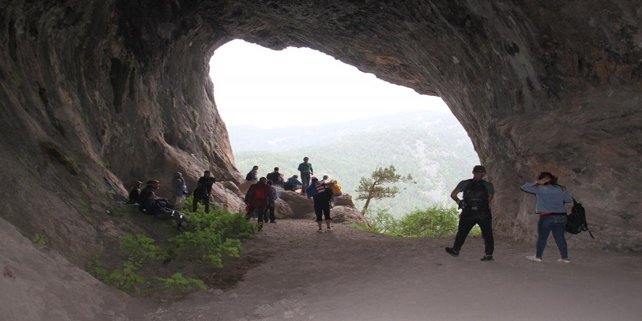 Konya'daki Çamlık mağaraları doğaseverleri hayran bırakıyor