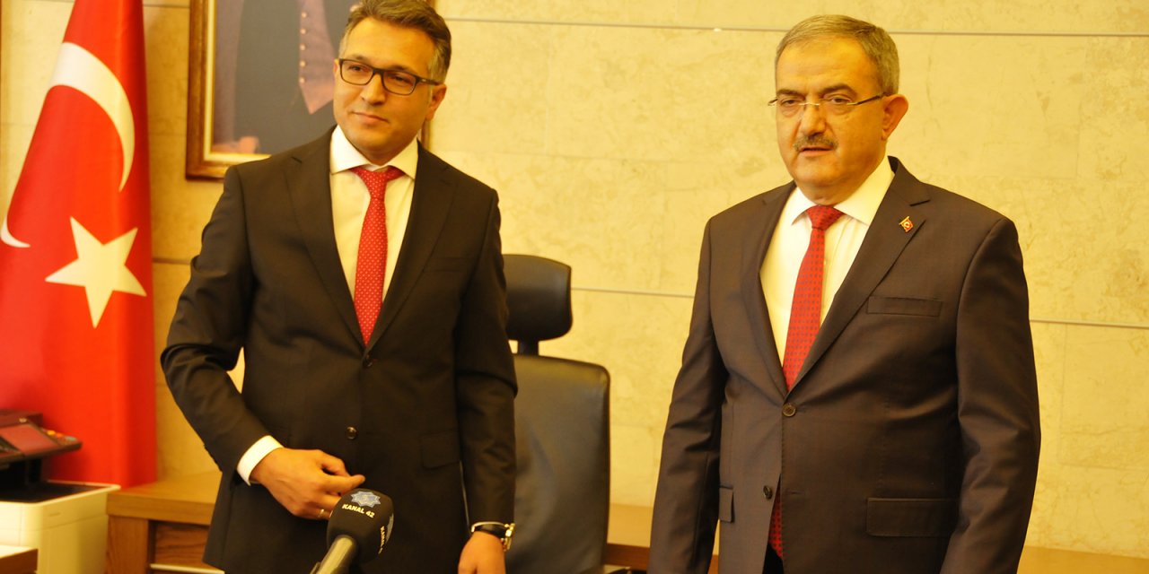 Selçuk Üniversitesi'nde Prof. Dr. Metin Aksoy görevi devraldı
