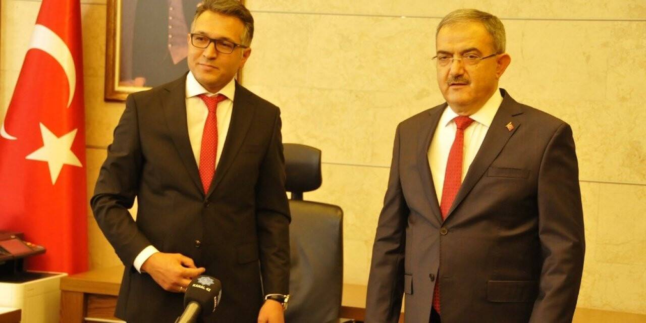 Selçuk Üniversitesinde devir teslim