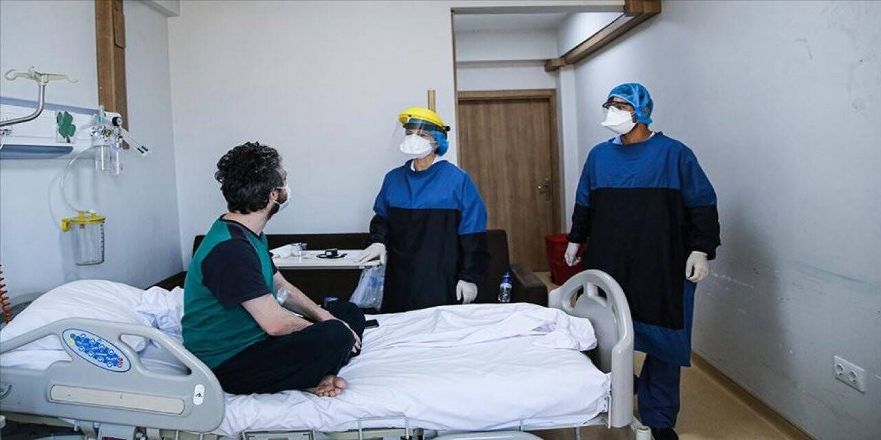 Türkiye'nin koronavirüsle mücadelesinde son 24 saatte yaşananlar