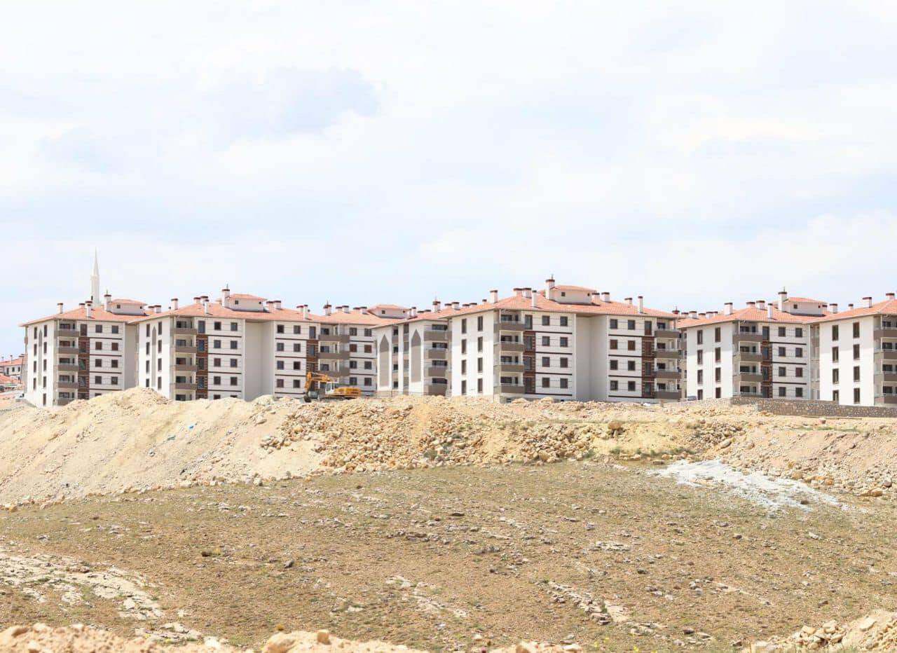 TOKİ Konya'da işyeri ve Konut satacak