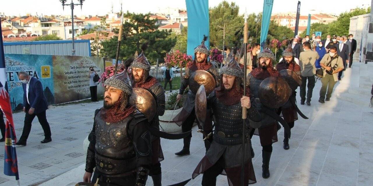 Konya’nın Türkiye Selçuklu Devleti’ne başşehir oluşunun 923. yılı kutlandı