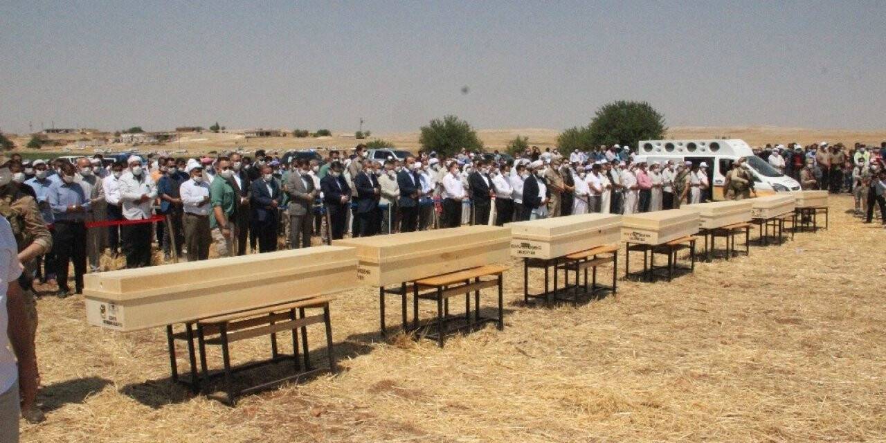 Konya’daki kazada ölen 7 kişi Şanlıurfa’da defnedildi