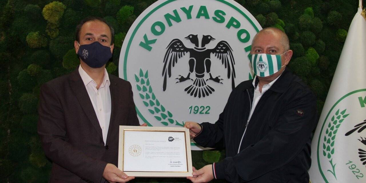Bakan Kasapoğlu'ndan Konyaspor'a teşekkür belgesi