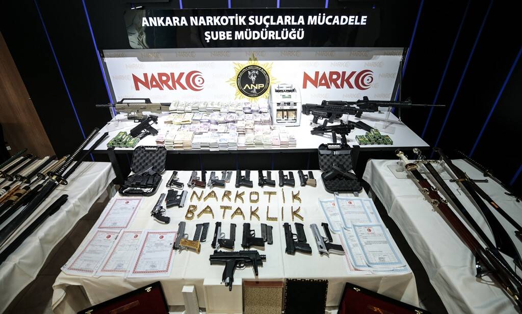 Cumhuriyet tarihinin en büyük uyuşturucu ve suç geliri operasyonu! Milyonlarca lira kazanmışlar!