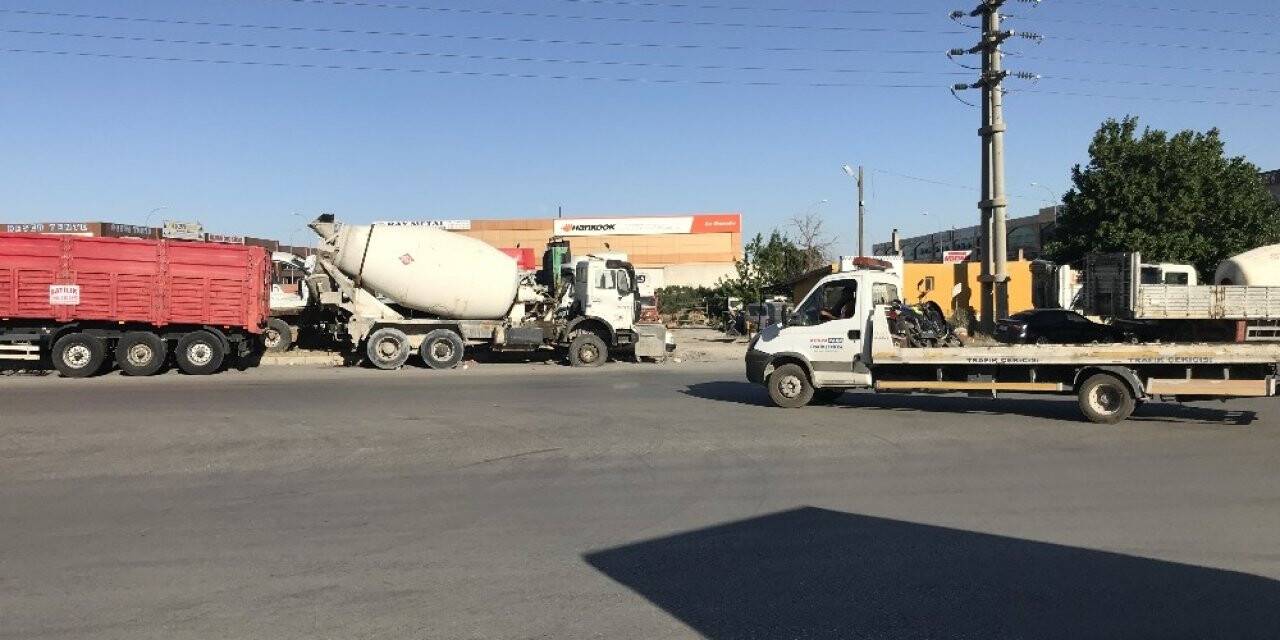 Konya’da kamyonla motosiklet çarpıştı: 1 ölü