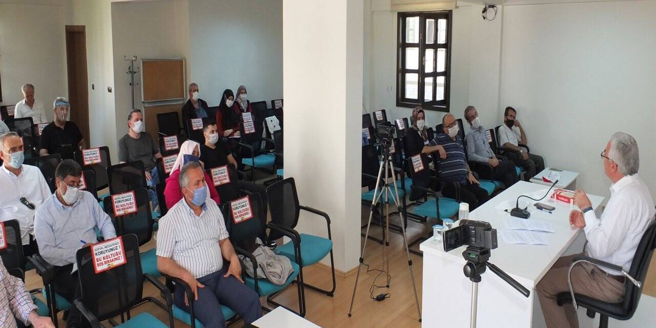 TYB Konya Şubesi’nde İslâm Felsefesinde İbn-i Sina konuşuldu