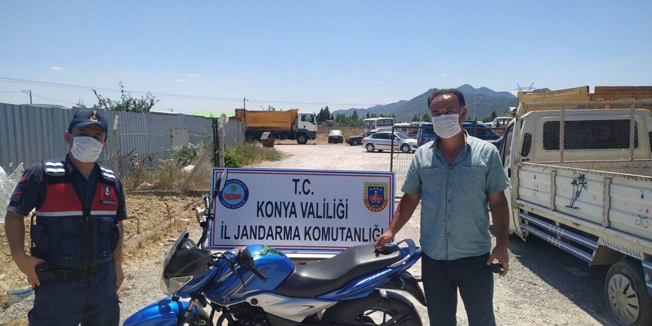 Çalıntı motosikletle yakalandı 22 suç kaydı çıktı