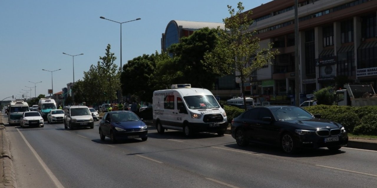 İzmir’de otomobilin çarptığı adam yaşamını yitirdi