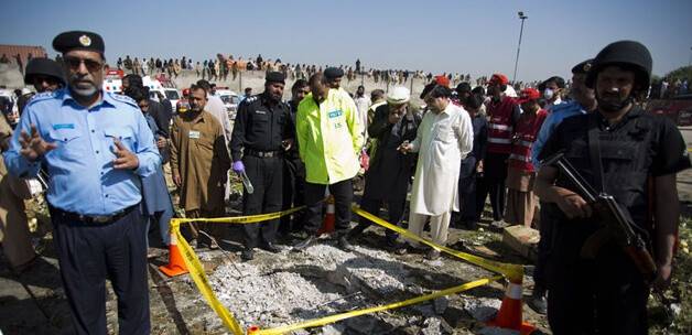 Pakistan'da sebze haline saldırı: 23 ölü