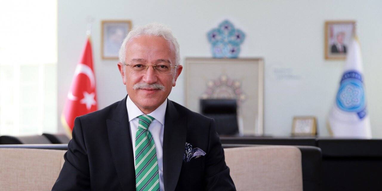 NEÜ Rektörü Prof. Dr. Zorlu: '15 Temmuz kimin dost kimin düşman olduğunu gösterdi'