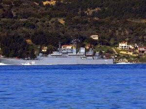 Rus Donanmasına ait iki gemi, Çanakkale Boğazı'ndan geçti