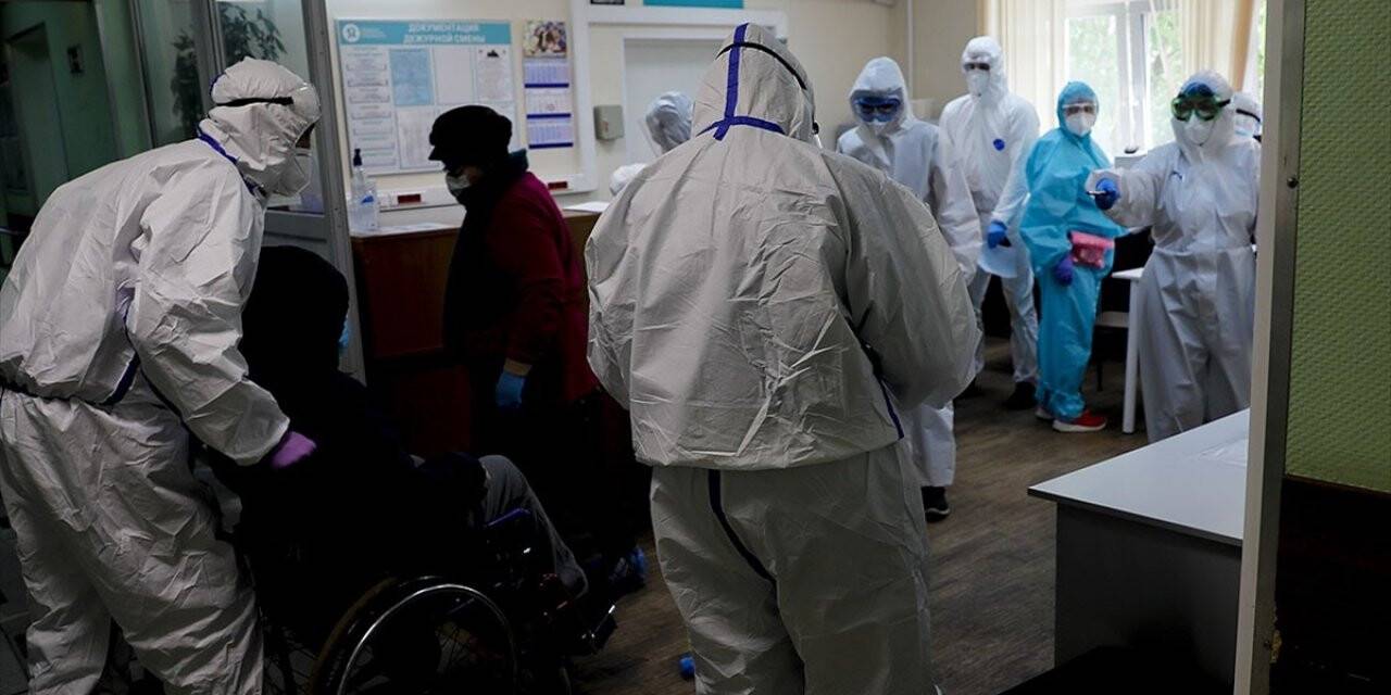 Rusya'da Kovid-19 vakaları sıçrama yaptı