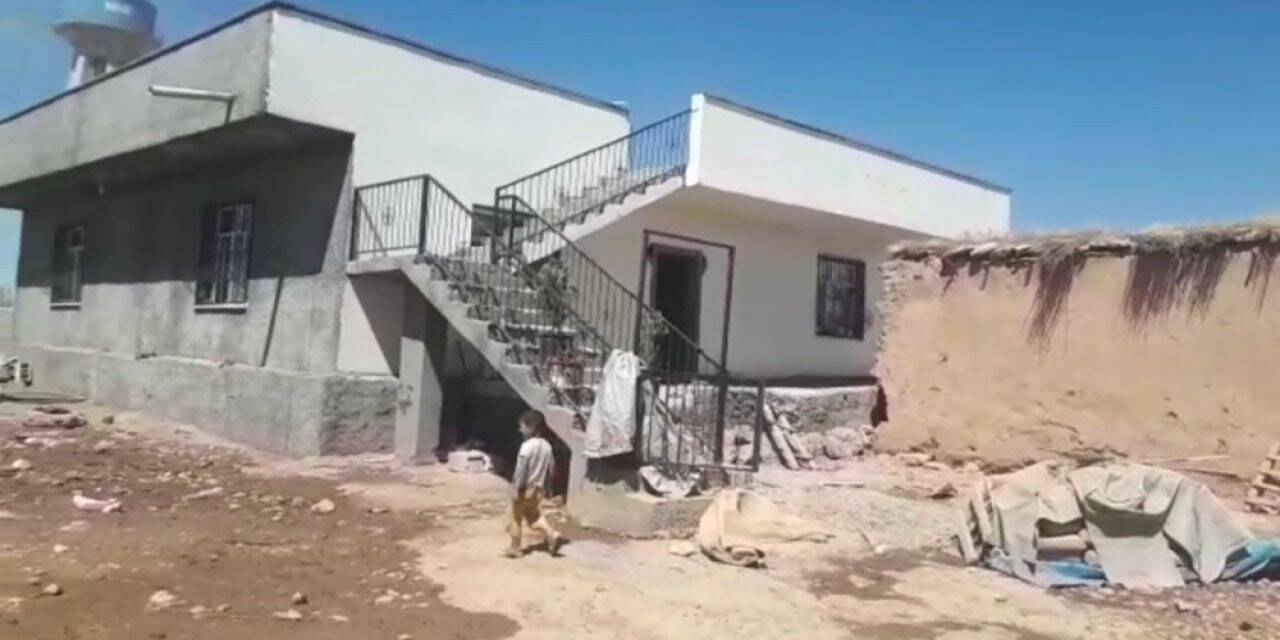Çöken evde 2 çocuğunu kaybetmişti, yenisi yapıldı