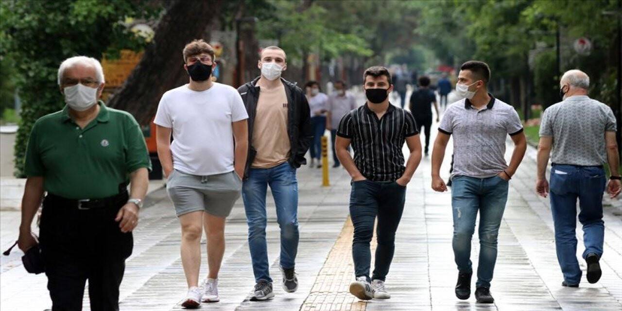 Türkiye'nin koronavirüsle mücadelesinde son 24 saatte yaşananlar