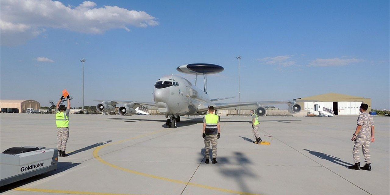 NATO AWACS uçağı ve personeli Konya'daki görevine başladı