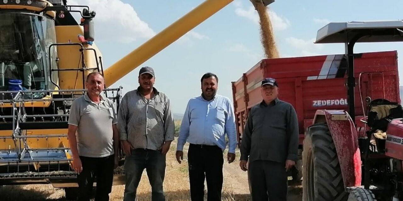 Çiftçinin Yüzü Gülüyor