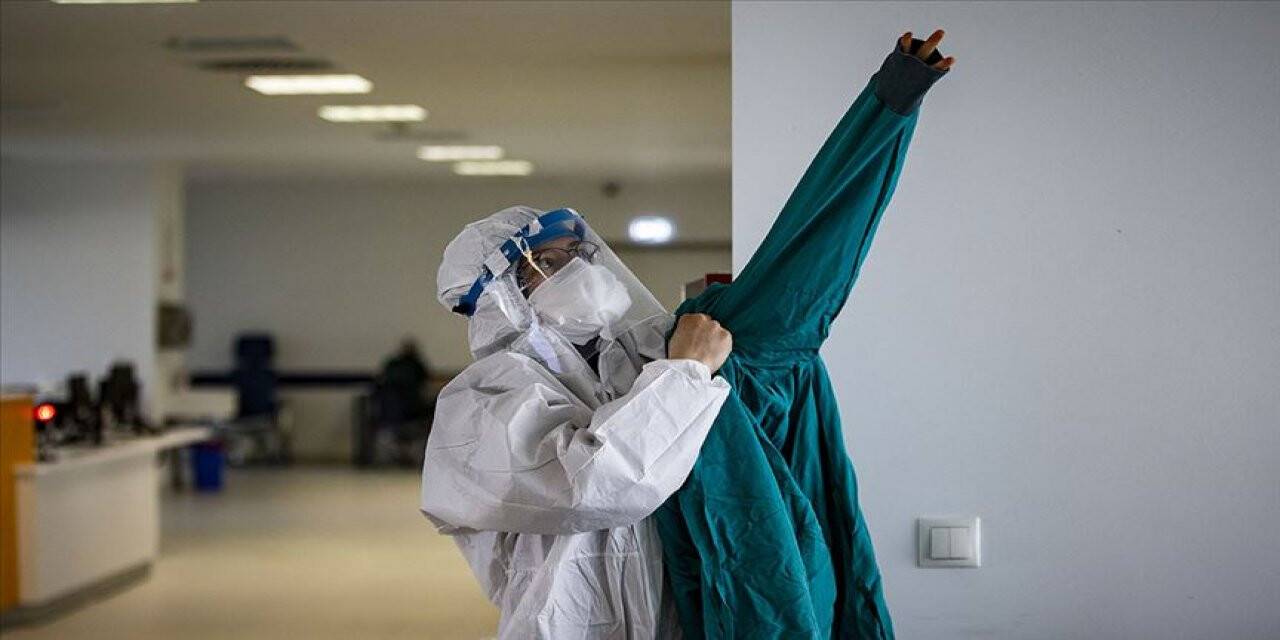 Türkiye'nin koronavirüsle mücadelesinde son 24 saatte yaşananlar