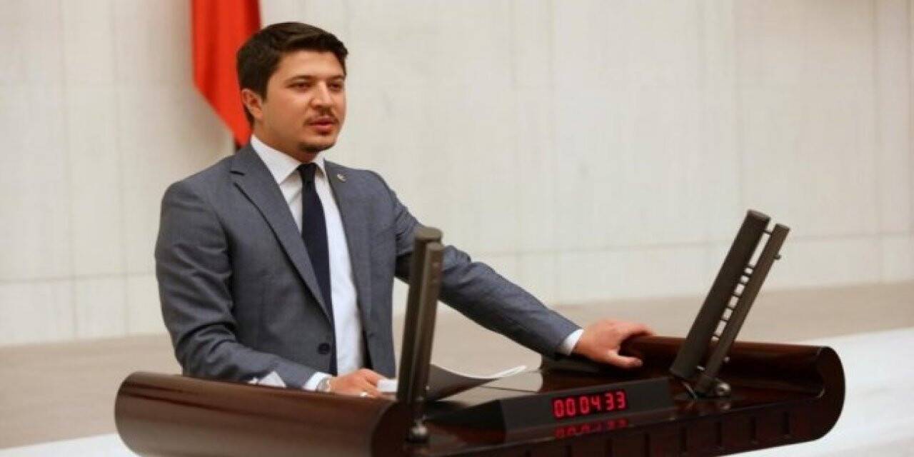 'Önce Y kuşağından medet umdunuz şimdi de Z’den'