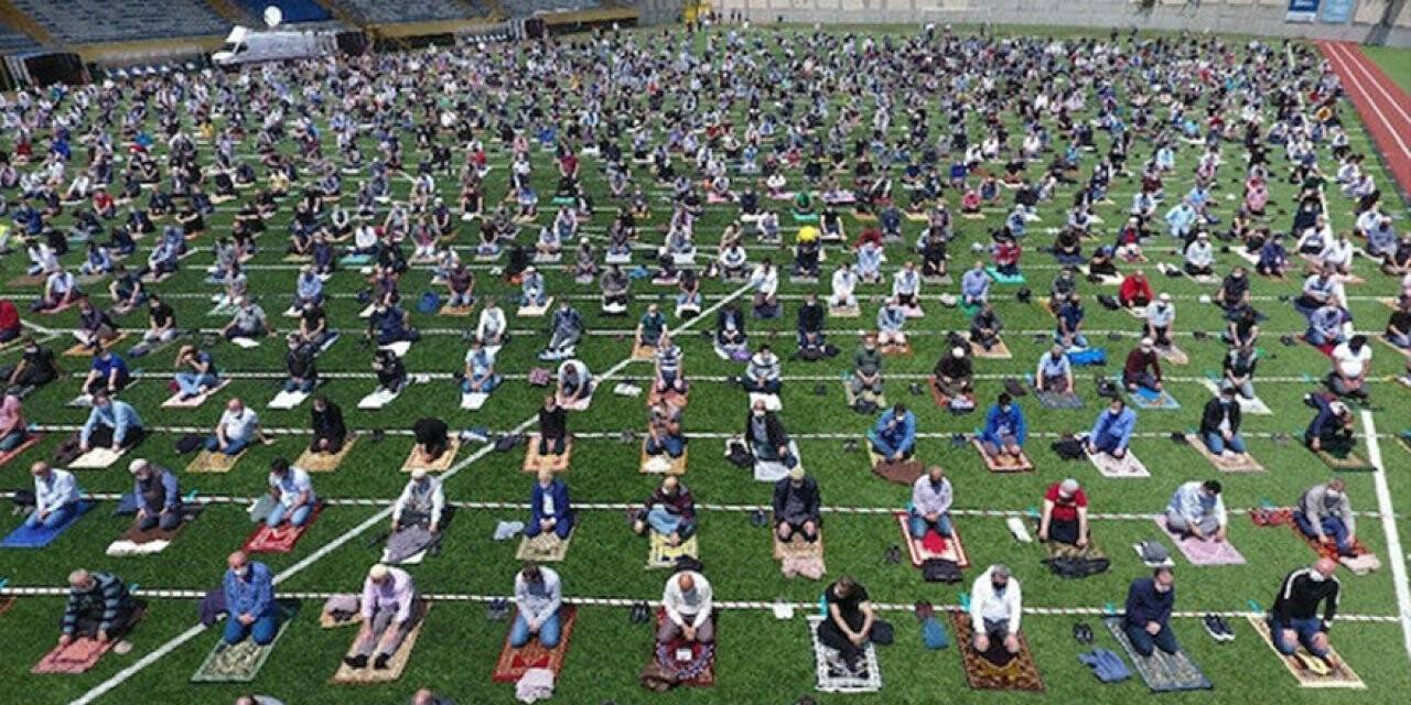 Konya'da stadyumlarda bayram namazı kılınacak