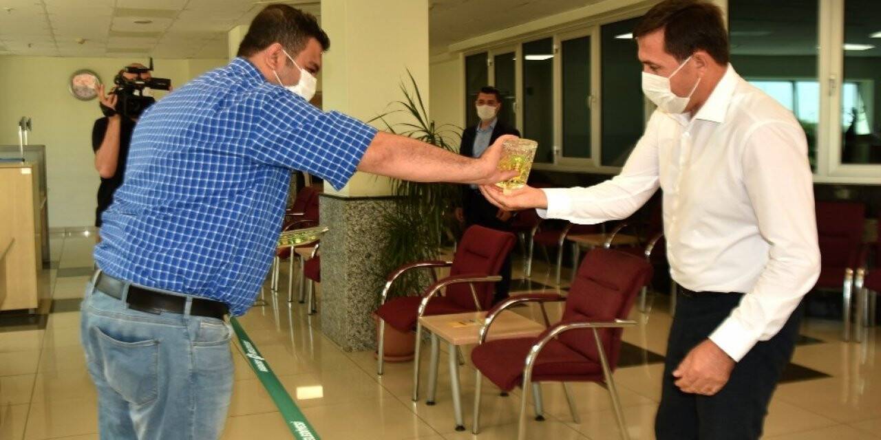 Başkan Kılca, belediye personeliyle bayramlaştı