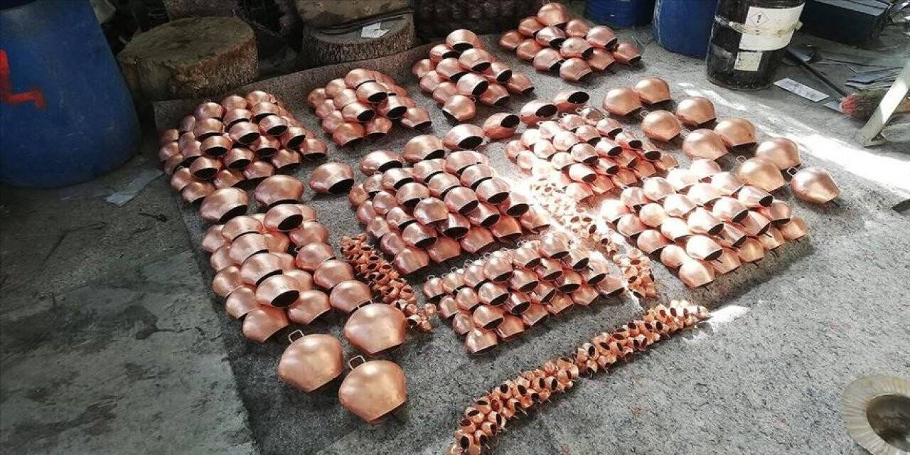 Demirci'den 4,5 milyon liralık 'çan' ihracatı