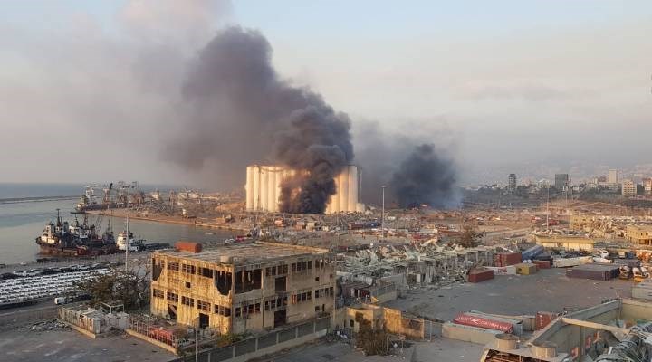 Beyrut'taki hasar gören askeri gemi Türkiye'ye getirilecek