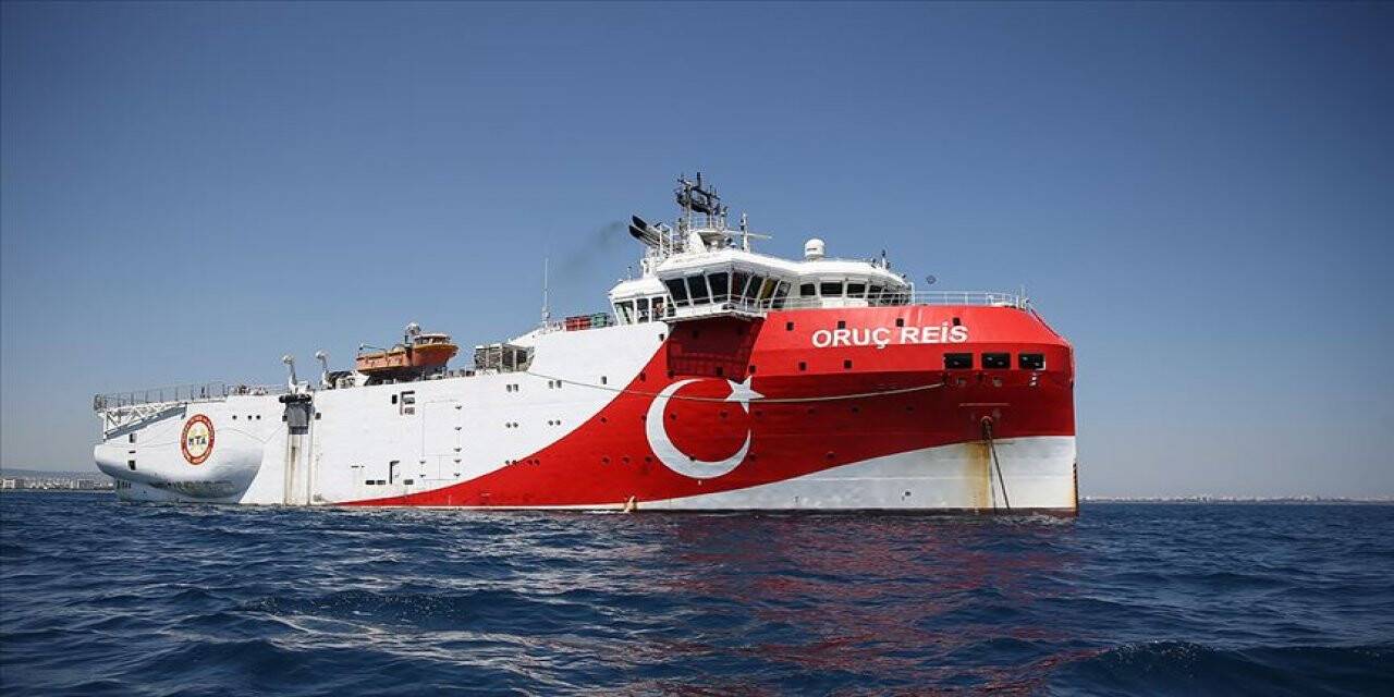 Bakan Dönmez: Oruç Reis Akdeniz'de çalışma yapacağı alana ulaştı